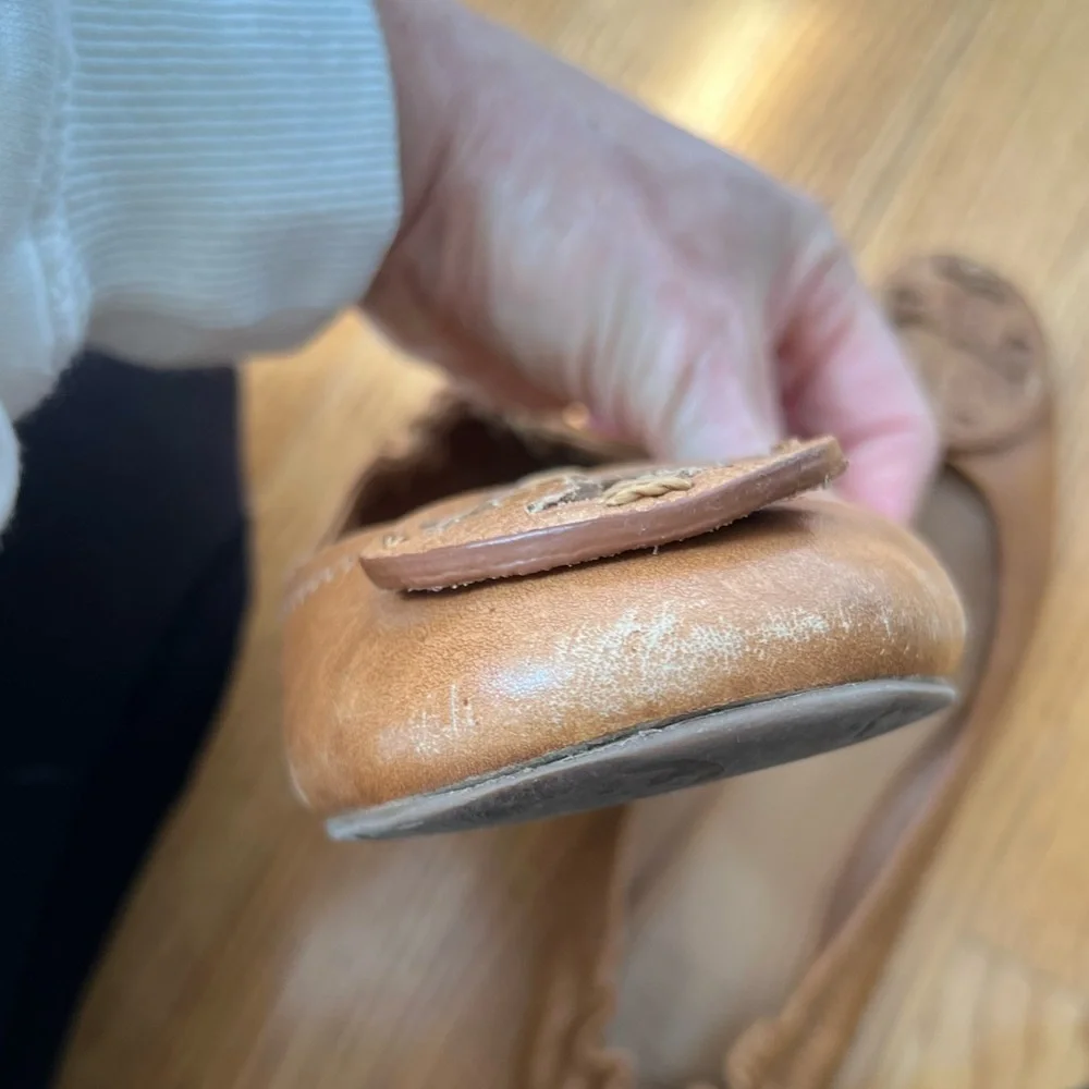 Tory Burch Brown Leather Reva Flats with Iconic Logo Casual Size 8.5/9